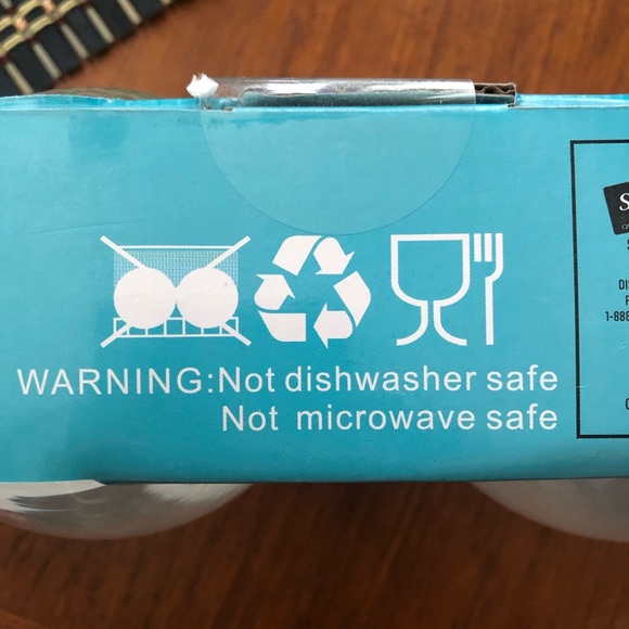 Set of 4 wine glasses - Picture 5 of 8